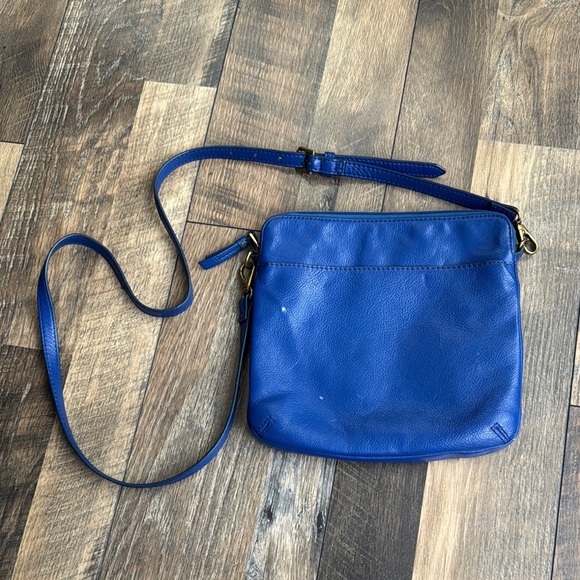 FOSSIL l Marin Leather Blue Crossbody Bag - Picture 5 of 5